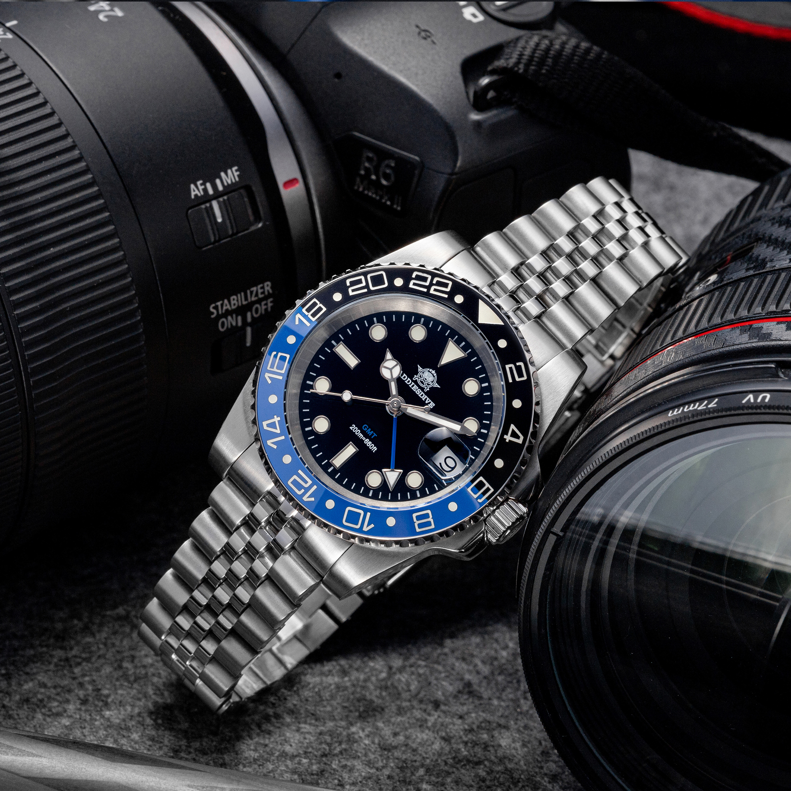 ADDIESDIVE AD2050 Luxury GMT W – Ceramic Link Bracelet Bewertung und Preis